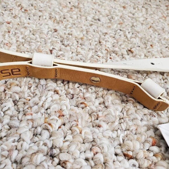 White 100% Genuine Leather Belt with Loop hardware Women O/S - Picture 10 of 16